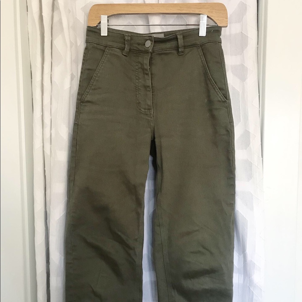 Everlane Straight Leg Crop in Surplus